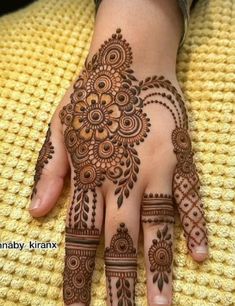 henna designs for hands and feet