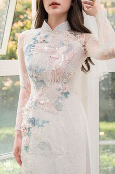 Ap Dai Wedding, Pretty Ao Dai, Ao Dai Wedding Dress, Sangjit Dress, Cheongsam Wedding Dress, Wedding Ao Dai, Ao Dai Vietnamese