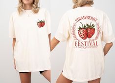 Strawberry Festival 1968 Comfort Colors Shirt, A Berry Good Time T-Shirt, Strawberry Lovers Tee, Retro Strawberry Tee, Summer Strawberry Tee UNISEX Comfort Colors C1717 T-Shirts Note: The models shown are wearing one or two sizes larger for an oversized fit. For a similar look, please order one or two sizes up. About Comfort Colors C1717 These ultra-soft, pigment-dyed shirts are among our best sellers and are made from 100% cotton. 🌟 100% ring-spun cotton 🌟 Preshrunk, soft-washed, garment-dyed White Screen Print T-shirt For Festival, Festival White Graphic Tee, Festival White Cotton T-shirt, White Cotton Festival T-shirt, White Cotton T-shirt For Festival, White Cotton Tops For Festivals, White Crew Neck Festival Top, White Crew Neck Top For Festival, Relaxed Fit Crew Neck T-shirt For Festivals