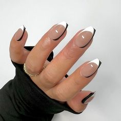 Rubber Base Nails Design, Black And White Nail, Nail Glam, Gel Paint, Medium Coffin, Graduation Nails, Short Coffin, Liner Brush