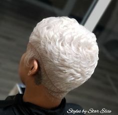 Pixie Haircut Shaved, Women Undercut, Curly Undercut, Short Silver Hair, Hair Undercut, Haircut Curly