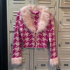 Blush Pink Faux Fur Trim Neckline And Cuffs. Large Scale Houndstooth In Raspberry And Blush Pink. Tie Front Closure. Never Worn. 30” Pit-To-Pit. Blush Pink Tie, Fur Trim Cardigan, Sugar Thrillz, Pink Faux Fur, Pink Tie, Fur Trim, Blush Pink, Sweaters & Cardigans, Raspberry