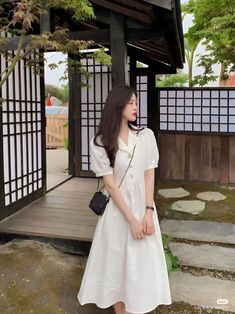 Vietnamese Outfit Casual, Eloquent Outfits, 1920s Woman Fashion, Ootd Korean Style Dress, Skirt Outfits Indian, Skirt Outfits Black Women, Skirt Outfits Hijab, Aesthetic Korean Fashion