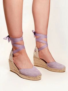 Low Wedge Espadrilles, Low Wedges, Pretty Shoes, High Heel Shoes, Espadrilles, High Heels, Shoes Heels, Wedges