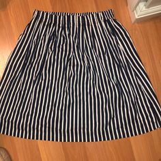 Striped J Crew Skirt. Navy And White Pleated Skirt Striped Lined Skirt For Day Out, Striped Full Skirt With Lining, Casual Striped Lined Skirt, Casual Striped Knee-length Skirt, Casual Striped Flowy Skirt, Casual Striped Midi Skirt, White Pleated Skirt, Blue Jean Skirt, Green Mini Skirt