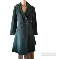 Gorgeous Full Length Dark Forest Green Coat Size 6 Petite Chadwick Fully Lined Beautiful Buttons Double-Breasted Large Collar 80% Wool 20% Nylon. Never Worn Moved To His Warmer Climate Before I Had The Chance. 100% Polyester Lining. Warm And Classy. No Flaws. Ship Next Day. Fitted Fall Pea Coat With Pockets, Fitted Pea Coat With Pockets For Fall, Fitted Military Style Pea Coat With Long Sleeves, Fitted Military Style Long Sleeve Pea Coat, Fitted Military Pea Coat, Green Fitted Long Coat, Fitted Button-up Pea Coat For Winter, Fitted Military Pea Coat With Buttons, Fitted Collared Pea Coat For Winter