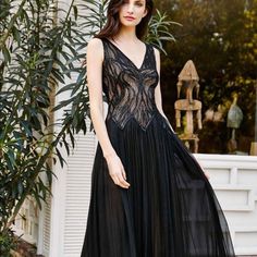 It Is Brand New And Very Nice Style Glamorous Black Evening Dress For Summer, Glamorous Black Summer Evening Dress, Black A-line Evening Dress For Gala, Black Maxi Dress For Summer Gala, Black Maxi Evening Dress For Summer, Black Maxi Length Evening Dress For Summer, Black Maxi Length Summer Evening Dress, Black Maxi Dress For Evening Gala, Black Maxi Dress For Party Gala