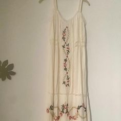 Beautiful, Embroidered Maxi Dress. So Lovely On Its Own Or With A Cropped Jacket, Etc Nanette Lepore Size 4 Palomino Bella Donna Embroidered Lace Trim Midi Dress. Light Cream (Just Off White) With Matching Slip/Lining From Bust To Below Knee. Flower And Vine/Leaf Stitching - Please See Photos. Sleeveless, With Hidden Zipper On The Side. Lace Detailing On Shoulder Straps And Throughout, Including Detailing At High Waist A-Line, Flowing Maxi Skirt That's Lightweight, Tasteful And On Trend ( #Slipd Spring Daywear Maxi Dress With Floral Embroidery, Spring Floral Embroidered Maxi Dress For Daywear, Spring Floral Embroidery Maxi Dress For Daywear, Floral Embroidered Maxi Dress For Spring Daywear, Cream Embroidered Summer Beach Dress, Embroidered Off-white Spring Dresses, Embroidered Off White Spring Dresses, Off White Embroidered Spring Dress, Summer Embroidered Cream Maxi Dress