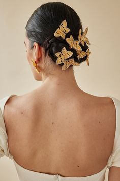 Gilded butterflies with exquisite structural detail have made a comeback. These clips come in a set of three. Plated in gold. Available in pearl, crystal, and metal. Made in NYC Hair With Butterflies, Butterflies In Hair, Lelet Ny, Body Aesthetic, Hair Acessories, Glam Boho, Prom Inspo, Halo Headband, Boring Hair