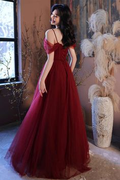 Straps A-line Burgundy Tulle Long Evening Dress Long Red Flowy Dress, Red And Black Tulle Dress, Burgundy Gown Wedding, Maroon Prom Dress Burgundy, Dark Red Formal Dress, Burgundy Dress Formal, Maroon Dress Formal, Dark Red Prom Dress, Prom Dresses Flowy