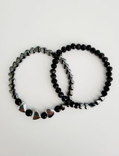 This set of 2 stretch bracelets was created using hematite heart shaped beads, faceted black glass beads and round black glass beads. The beads are strung on strong and durable Stretch Magic cord and fits wrist up to 7 inches.   Wear them together or singly; keep one and share with a friend! FREE SHIPPING within the continental United States! Thank you for visiting....please take a moment to browse other items in my shop ~ 2CoastsCreations. Bracelets Black, Turtle Bracelet, Car Charms, Ankle Bracelets, Heart Bracelet, Gemstone Bracelet, Black Glass, Pink Heart, Stretch Bracelets