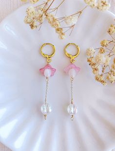 Fairytale Costume, Fairycore Earrings, Fairytale Jewelry, Handmade Earings, Cottagecore Earrings, Fairy Tale Jewelry, Lucite Flower Earrings, Fairy Earrings, Cottagecore Mushroom