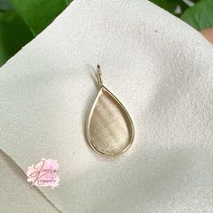 DIY Breastmilk jewelry, Bezel Teardrop Pendant Setting, 10k/14K/18K Solid Gold Teardrop Necklace for Breast Milk Resin, Ash, Hair, Fur, Dried Flowers. BreastMilk Bezel Teardrop Pendant Setting, Solid Gold Teardrop Necklace for Breastmilk Jewelry, DIY Memory keepsake Supply This size of the teardrop pendant is 11x17mm. You can fill it with breastmilk, umbilical cord, placenta  powder, baby hair, pet fur, ashes, wedding veil or dried flower. It is available in 10k, 14k and 18k. PRODUCT DETAILS * M Teardrop Charms Jewelry For Anniversary, Elegant Teardrop Drop Necklace Nickel Free, Elegant Teardrop Nickel Free Drop Necklace, Elegant Teardrop Nickel-free Drop Necklace, Elegant Nickel-free Drop Necklace, Elegant Teardrop Keepsake Jewelry, Gold Teardrop Drop Necklace For Anniversary, Gold Hypoallergenic Pear-shaped Jewelry, Gold Teardrop Keepsake Jewelry