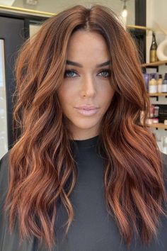 30 Trendy Copper Brown Hair Color Ideas to Transform Your look - Your Classy Look Brown Red Copper Hair, Brown Red Copper Hair Color, Brown Red Copper, Red Copper Hair, Hair Color Auburn Brown, Copper Brown Hair Color, Balayage Hair Copper, Highlights Red, Copper Brown Hair