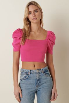 Trendy Puff Sleeve Crop Top, Trendy Long Sleeve Puff Sleeve Top, Trendy Solid Color Puff Sleeve Top, Trendy Solid Color Puff Sleeve Crop Top, Trendy Pink Fitted Crop Top, Trendy Fitted Tops With Square Neck, Fitted Square Neck Crop Top, Trendy Puff Sleeve Top With Square Neck, Fitted Puff Sleeve Crop Top For Summer