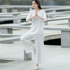 Fashion Women Cotton Linen Two-piece Double-layer Jacket Pantsuit Zen Suit MOON | eBay Linen Yoga Clothes, White Yoga Outfit, Yoga Dress For Women, Meditation Outfits For Women, Meditation Clothes, Yoga Outfits For Women, Suit Traditional, Meditation Outfit, Outfit Workout