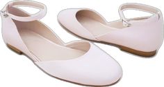 Chic Pink Round Toe Flats, Classic Pink Ballet Flats With Round Toe, Elegant Pink Ballet Flats Closed Toe, Pink Ballet Flats With Bow And Round Toe, Pink Slip-on Flats With Round Toe, Ballet Fashion, Evening Flats, Elegant Shoes, Bride Shoes