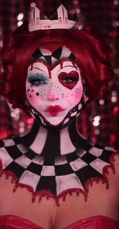 Halloween Makeup Looks Characters, Charlie And The Chocolate Factory Makeup, Horror Movie Makeup Looks, Creative Makeup Looks Halloween, Scary Costumes Ideas, Halloween Disney Makeup, Disney Character Makeup Looks, Heart Make Up, Queen Of Hearts Makeup Halloween