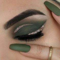 Makeup Sephora, Green Makeup, Beautiful Eye Makeup, Makijaż Smokey Eye, Eye Makeup Designs, Makeup Eye Looks