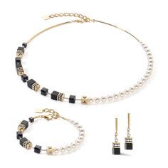 onyx Crystal Pearls by Swarovski® Swarovski® Crystals rhinestone rondelles stainless steel gold LENGTH: 42 cm + 6 cm extension chain Clasp stainless steel gold plated Onyx Crystal, Black Necklace, Bracelet Ideas, Crystal Pearls, Unique Necklaces, Ear Studs, Pearl Bracelet, Arm Band, Crystal Rhinestone