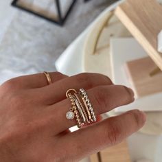 14KGF Two Tone Link Connected Rings Interlocking Ring Gold - Etsy Gold And Silver Stacked Rings, Two Toned Jewelry Aesthetic, Mix Metal Wedding Ring Stack, Silver And Gold Ring Stack, Chunky Ring Stack, Mixed Metal Ring Stack, Rings Layering, Silver And Gold Jewelry Mixing, Mixed Metals Jewelry