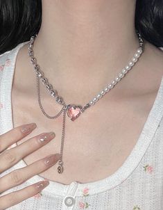 Y2k Jewelry Necklaces, Jwellery Trending 2022, Diy Pearl Necklace, Necklace Y2k, Elven Jewelry, Edgy Jewelry, Pretty Jewelry Necklaces, Y2k Necklace, Diy Collier