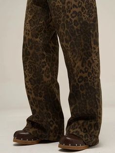 Introducing the HEYFANCYSTYLE Vintage Leopard Baggy Jeans! Step into retro-cool style with these baggy jeans featuring a vintage leopard print, perfect for making a bold fashion statement. Key Features: Vintage Leopard Print Baggy Jeans Design Effortlessly Stylish Exclusively from HEYFANCYSTYLE Fit & Size Size Waist Width Hip Width Pant Length S 23.62 in 44.09 in 40.94 in M 25.20 in 45.67 in 41.34 in L 26.77 in 47.24 in 41.73 in XL 28.35 in 48.82 in 42.13 in Vintage Jeans Style, Jeans Patchwork, Hip Hop Vintage, Leopard Jeans, Slouchy Pants, Leopard Print Jeans, Slouchy Jeans, Crop Pullover, Streetwear Hip Hop