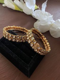 Kundan Kada, Gold Kada, Gold Bangles Indian, Indian Bangles, Jewelry Pakistani, Kundan Bangles, Indian Nose Ring, Bangles Gold, Bangle Gold