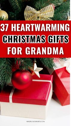 37 heartwarming Christmas gifts for grandma in the gift guide on mindfulnessinspo.com Gift Ideas For Grandparents