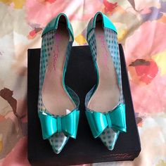 New Betsey Johnson Prince -P, Turquoise Pums, Size 9. Turquoise Pointed Toe Party Heels, Chic Turquoise Pointed Toe Heels, Turquoise Pointed Toe Heels For Spring, Spring Turquoise Pointed Toe Heels, Chic Turquoise Heels For Spring, Betsey Johnson Shoes, Betsey Johnson, Shoes Women Heels, Shoes Heels