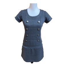 Pepe Jeans British Denim Brand British Grey Short Sleeve Above-The-Knee Dress. Embellished With Double Button Columns. High Quality Material. Excellent Condition/Never Worn. Smoke-Free Home. Ptp 16”, Length 31.5.