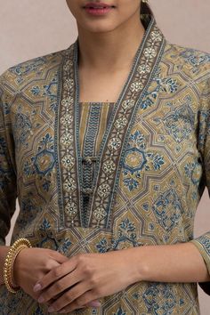 Chudidhar Neck Designs, Suit Neck Designs, Salwar Neck Designs, Churidar Neck Designs, New Kurti Designs, Churidar Designs, Kurta For Women