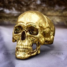 Handcrafted Moving Jaw Skull Ring - Big and Detailed Statement Piece - Intricate Skull Ring with Moving Jaw - Unique and Spooky Jewelry Spooky Jewelry, Rosé Model, Signet Rings, Bold Accessories, Bronze Jewelry, Sketches Easy, Skull Ring, Skull Design, Model Ships