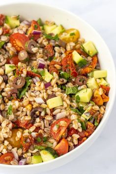 Mediterranean farro salad in a bowl. Red Wine Vinegar Dressing, Fried Zucchini, Farro Salad, Vinegar Dressing, Bacon Grease, Wine Vinegar