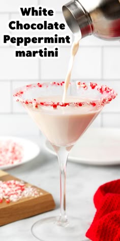 Peppermint Horchata Drinks, Torani Peppermint Syrup Recipes, White Chocolate Peppermint Martini, Peppermint Bark Rumchata Recipes, Peppermint Rumchata Recipes, Peppermint Syrup Recipe, Peppermint Espresso Martini, Peppermint Martini Recipe