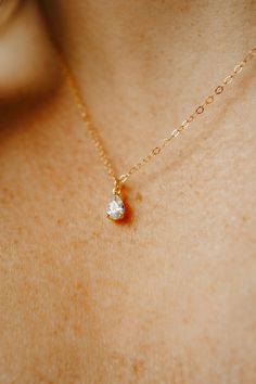 Elsie Necklace Tiny Teardrop Necklace Small Gold Necklace | Etsy Small Gold Necklace, Dainty Necklaces, Gold Necklace Simple, Dainty Gold Necklace, Chain Extenders, Teardrop Necklace, Jolie Photo, Necklace Dainty, Jewelry Inspo