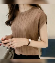 Fashion Top Outfits, Casual Day Outfits, Silk Knit, Knitted Tops, Office Lady, Fashion Tops