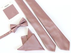 "QUARTZ Wedding Tie, Men's Ties, Vintage Men's Tie, Quartz Bow Tie, Groomsmen Tie, Quartz Dress Tie, Pocket Square Tie, NeckTie, Gift for Men Quartz Wedding tie is one of our most favorite groomsmen ties chosen to outfit wedding party. The fine fabric on this necktie gives off the great shine and looks great at any formal or informal gatherings. Even though this quartz men's tie is so popular for weddings, it is still an ideal choice for business attire. Great design and texture tie gives you mo Classic Wedding Sets With Ties, Elegant Sets With Bow Tie For Wedding, Elegant Wedding Sets With Bow Tie, Bow Tie Groomsmen, Mens Wedding Ties, Groomsmen Tie, Champagne Tie, Bridesmaid Dresses Dusty Sage, Coral Tie