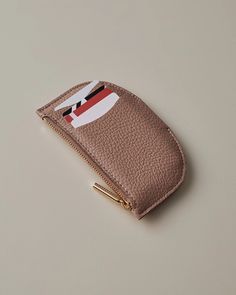 Cardholder (Croco) – Cuyana Compact Leather Wallet For Everyday, Compact Everyday Leather Wallet, Modern Leather Wallet For Daily Use, Functional Leather Wallet For Everyday Use, Modern Leather Wallets For Daily Use, Functional Leather Wallets For Everyday Use, Modern Textured Leather Wallet, Compact Leather Wallets, Everyday Textured Leather Wallets