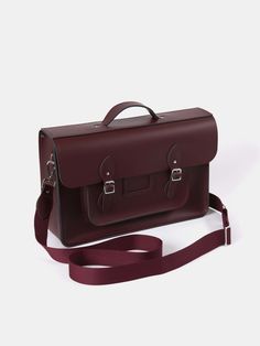 16.5 inch Batchel - Oxblood | Cambridge Satchel Places To Go In London, Im Rich, Brown Satchel, Brown Leather Satchel, Popular Bags, Things To Sew, Cambridge Satchel, Ladies Handbags, Types Of Bags