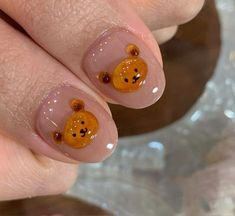 Bread Nails, Bella Hadid Nails, Unusual Nail Designs, Daisy Acrylic Nails, Euphoria Nails, Cartoons Movies, Engagement Nails, Bears Nails