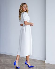 Fabric: Crepe Cotton 75%, Polyester 20%, Elastane 5% V-neck Puff sleeves Short sleeves Midi length Dress length: 120 cm/ 47,2 in Sleeve length 34 cm/ 13,3 in White Dresses With Elastic Bishop Sleeves, Workwear Puff Sleeve Dress With Pleated Sleeves And V-neck, Formal Puff Sleeve Midi Dress, White Midi Length Puff Sleeve Dress Formal, Spring Puff Sleeve Midi Dress With Structured Shoulders, Spring White Puff Sleeve Dress With Structured Shoulders, White Puff Sleeve Dress For Work, White Puff Sleeve Dress With Structured Shoulders For Spring, Workwear Midi Dress With Puff Elastic Sleeves