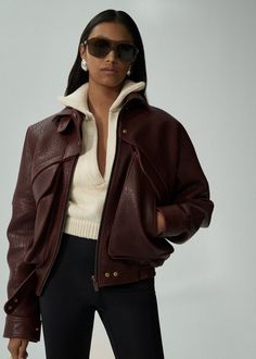 Leather Jacket Burgundy, Burgundy Winter Outfits, Burgundy Leather Jacket Outfit, Burgundy Jacket Outfit, Daily Fits, Burgundy Leather Jacket, Burgundy Jacket, Outfit Styles, Magda Butrym