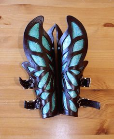 Blue Butterfly Bracers by WildbyDesignLeather on DeviantArt Fae Larp, Butterfly Armor, Bear Armor, Bracers Armor, Blue Armor, Costume Clothes, Cosplay Armor, Halloween Costume Outfits, Dragon Rider