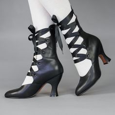 1800s Shoes, Goth Academia Fashion, American Duchess Shoes, Cottage Core Dark Academia, Edwardian Boots, Edwardian Shoes, Chinese Fancy Dress, Black Leather Dress Shoes, Ribbon Laces