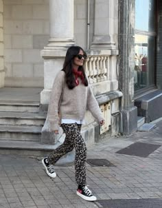 leopard, leopard print, leopard prints, leopard print outfits, trending outfits, trend style, trends Printed Trousers Outfit, Leopard Pants Outfit, Leopard Trousers, Leopard Print Outfits, Leopard Outfits, Leopard Print Jeans, Leopard Pants, Leopard Print Pants, Professional Outfits Women