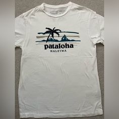 Pataloha T-Shirt Slim Fit Xs Washed Once, Never Worn Patagonia Graphic Cotton Tee, Patagonia Cotton Graphic Tee, Patagonia Graphic Tee Crew Neck, Patagonia Graphic Tee With Crew Neck, Patagonia Casual Graphic Print T-shirt, Casual Patagonia Tops With Graphic Print, Casual Patagonia Cotton T-shirt, Casual Patagonia Crew Neck T-shirt, Casual Relaxed Fit Patagonia T-shirt