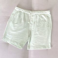 Nwt Divided Cotton Shorts Pull On Drawstring Pale Green Size M 2 Front Pockets 1 Back Pocket White Bottoms With Comfort Waistband, Short Length, White Comfort Waistband Shorts, White Shorts With Comfort Waistband And Relaxed Fit, Basic Bottoms For Leisure In Spring, Basic Leisure Bottoms For Spring, Basic Spring Leisure Bottoms, Casual Bottoms With Comfort Waistband And Short Leg, White Shorts With Comfort Waistband, Casual Summer Bottoms With Comfort Waistband