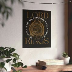 there is a sign on the wall that says lord and three kings