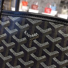 Peta - GOD Bags - 276 A+ Excellent Quality; Contact us if you've any questions in your mind. Goyard Bag, Evening Clutch Bag, Satchel Bags, Evening Bags, Mini Bag, Contact Us, Fashion Bags, Clutch Bag, Paper Bag